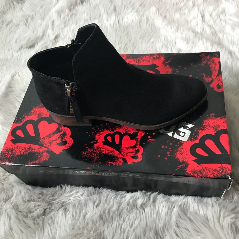 🛍 SALE Fergalicious Nash booties